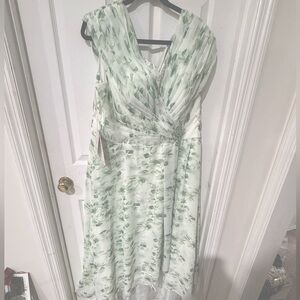 Elegant Green Floral Women's Dress